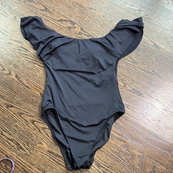 Trina Turk one piece 4 - Picture 1 of 5
